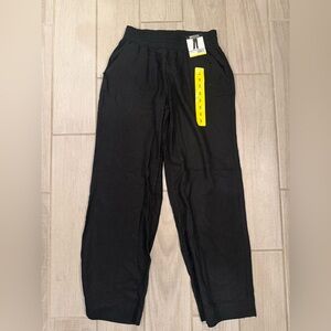 Briggs New York Black Elastic-Waist Straight Leg Pants